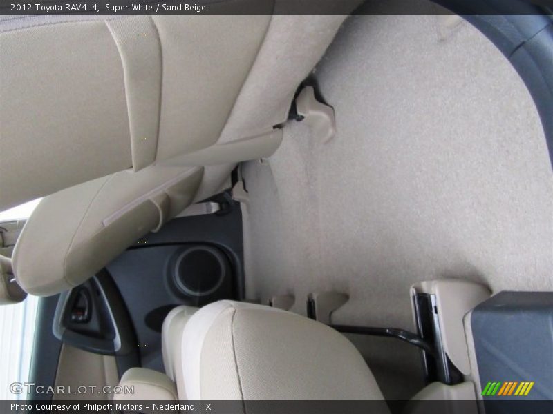 Super White / Sand Beige 2012 Toyota RAV4 I4