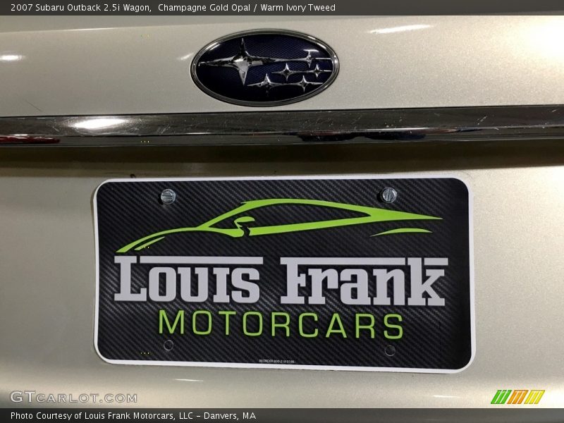 Champagne Gold Opal / Warm Ivory Tweed 2007 Subaru Outback 2.5i Wagon