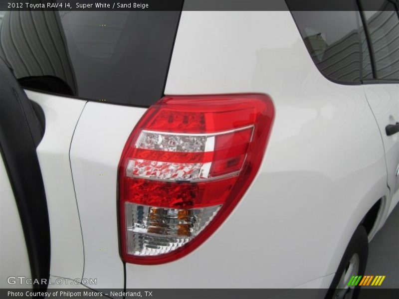 Super White / Sand Beige 2012 Toyota RAV4 I4
