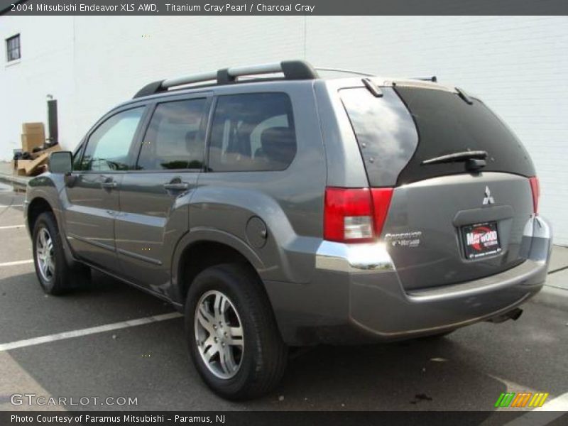 Titanium Gray Pearl / Charcoal Gray 2004 Mitsubishi Endeavor XLS AWD