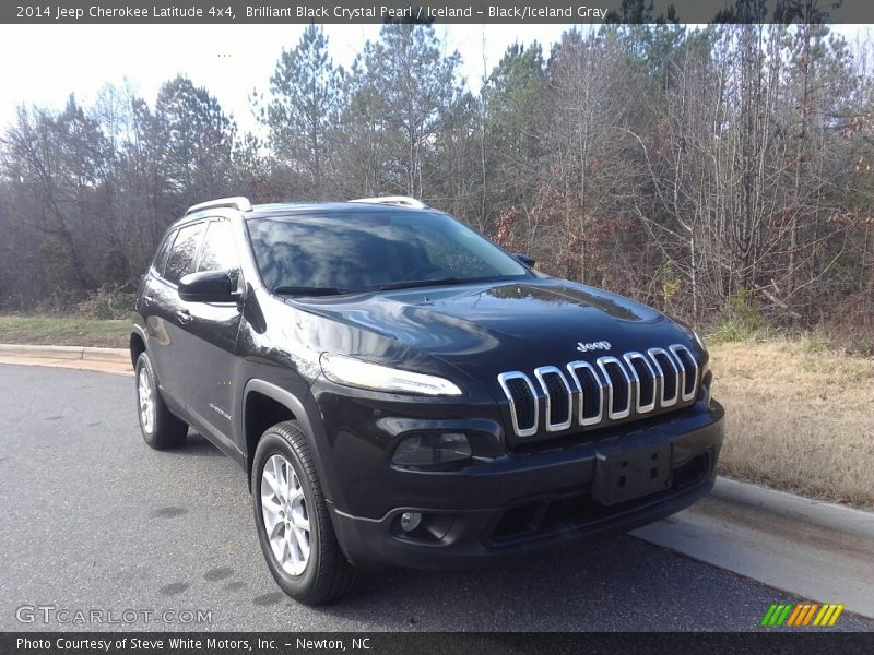 Brilliant Black Crystal Pearl / Iceland - Black/Iceland Gray 2014 Jeep Cherokee Latitude 4x4
