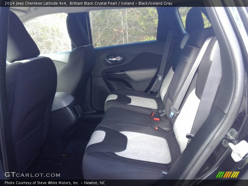 Brilliant Black Crystal Pearl / Iceland - Black/Iceland Gray 2014 Jeep Cherokee Latitude 4x4