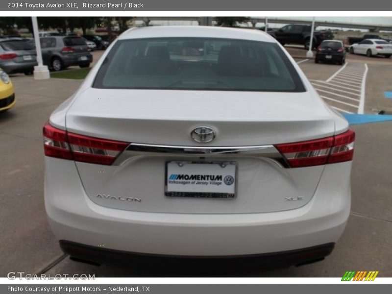 Blizzard Pearl / Black 2014 Toyota Avalon XLE