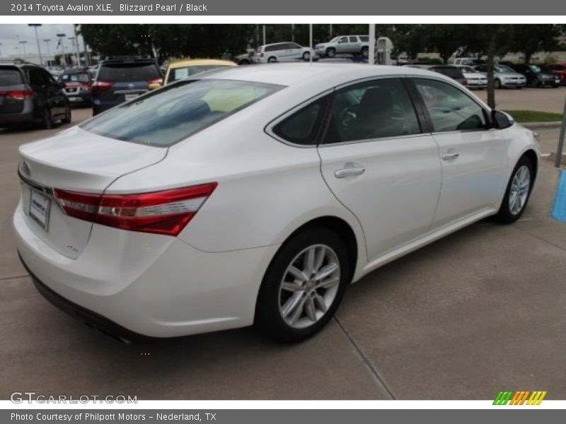 Blizzard Pearl / Black 2014 Toyota Avalon XLE