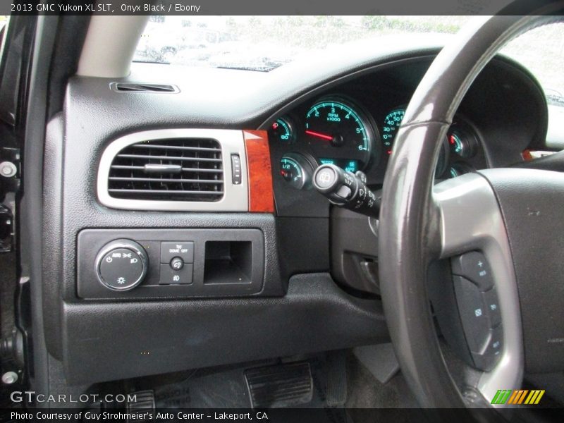 Onyx Black / Ebony 2013 GMC Yukon XL SLT