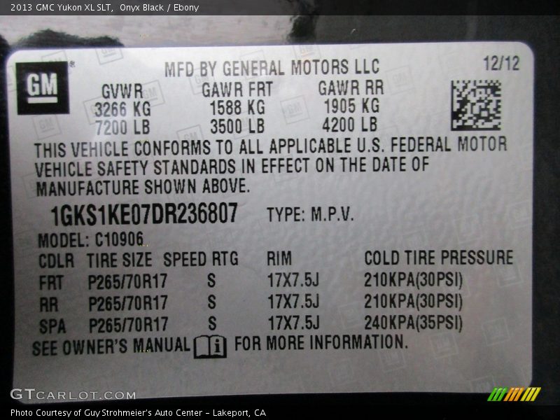 Onyx Black / Ebony 2013 GMC Yukon XL SLT