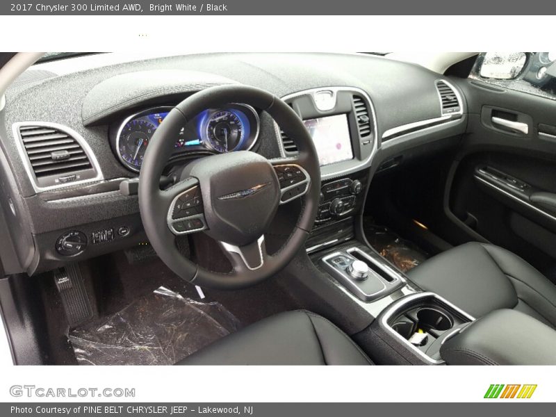 Bright White / Black 2017 Chrysler 300 Limited AWD