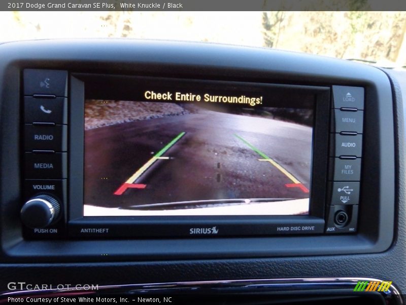 White Knuckle / Black 2017 Dodge Grand Caravan SE Plus