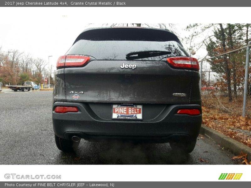 Granite Crystal Metallic / Black 2017 Jeep Cherokee Latitude 4x4