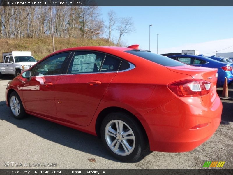 Red Hot / Jet Black 2017 Chevrolet Cruze LT