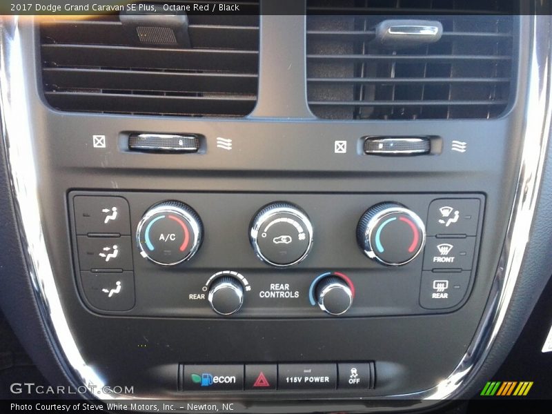 Octane Red / Black 2017 Dodge Grand Caravan SE Plus