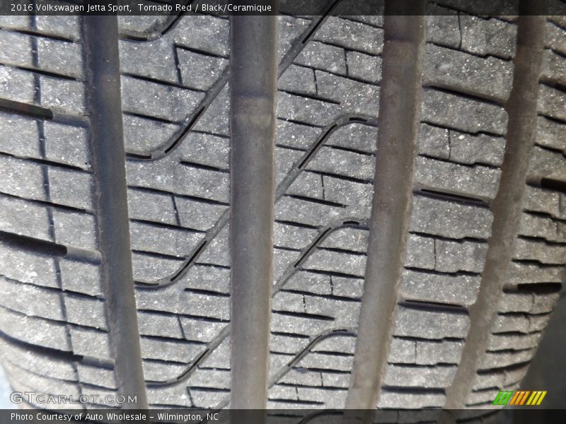 Tornado Red / Black/Ceramique 2016 Volkswagen Jetta Sport