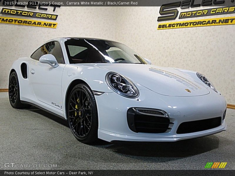 Carrara White Metallic / Black/Garnet Red 2015 Porsche 911 Turbo S Coupe