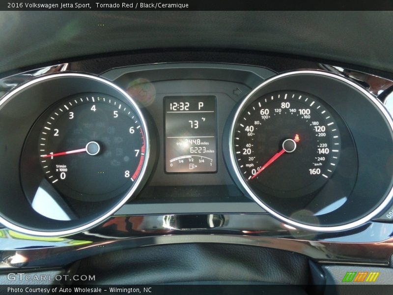 Tornado Red / Black/Ceramique 2016 Volkswagen Jetta Sport