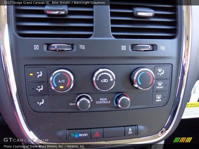 Billet Metallic / Black/Light Graystone 2017 Dodge Grand Caravan SE