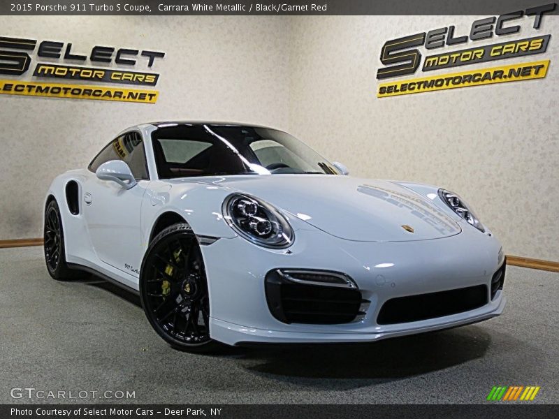 Carrara White Metallic / Black/Garnet Red 2015 Porsche 911 Turbo S Coupe