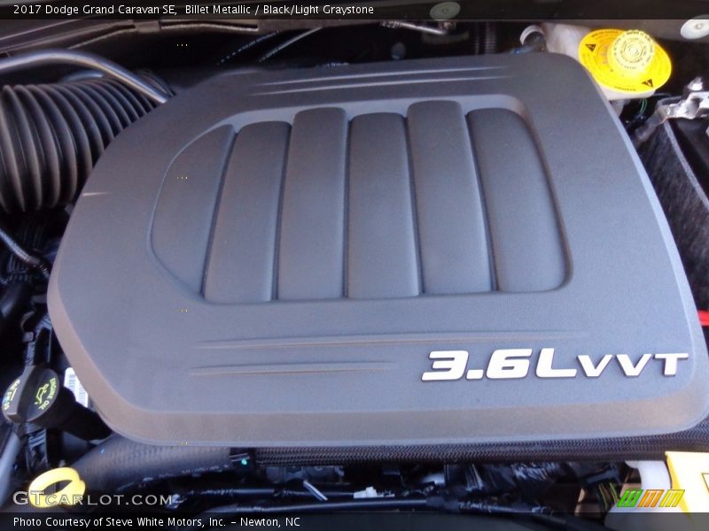 Billet Metallic / Black/Light Graystone 2017 Dodge Grand Caravan SE