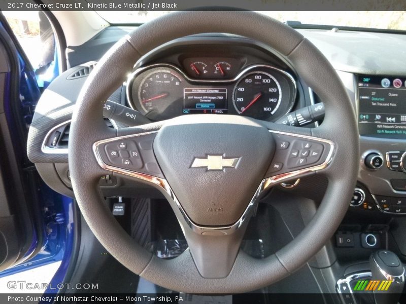 Kinetic Blue Metallic / Jet Black 2017 Chevrolet Cruze LT
