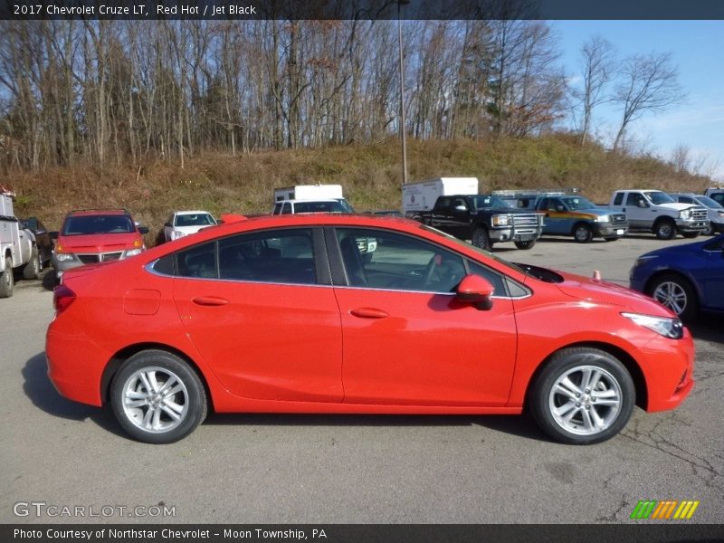 Red Hot / Jet Black 2017 Chevrolet Cruze LT