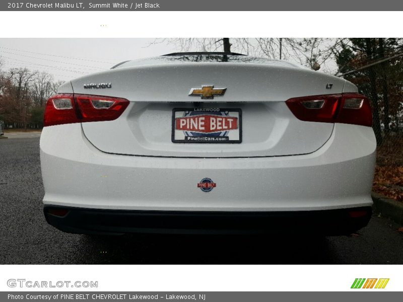 Summit White / Jet Black 2017 Chevrolet Malibu LT