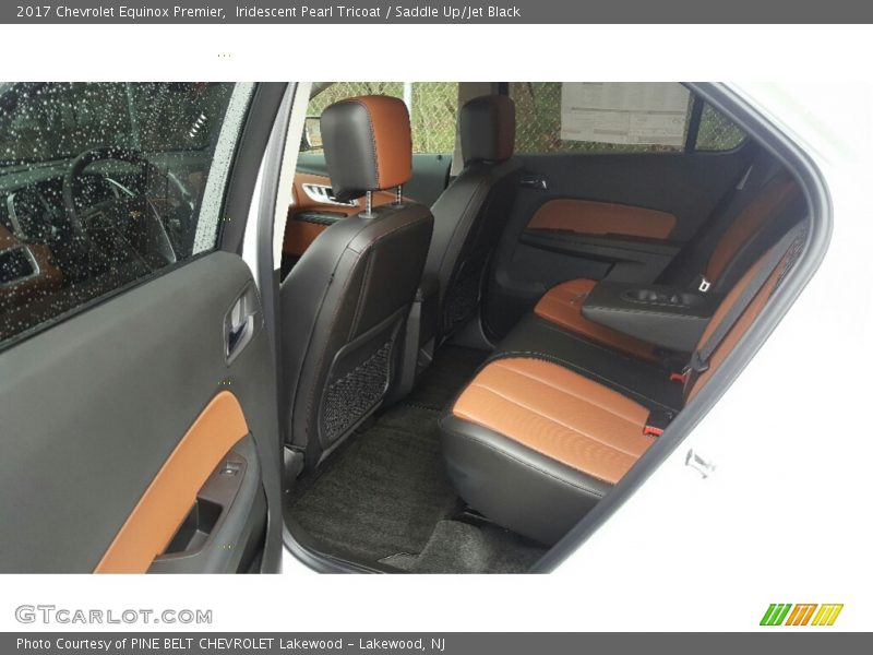 Iridescent Pearl Tricoat / Saddle Up/Jet Black 2017 Chevrolet Equinox Premier