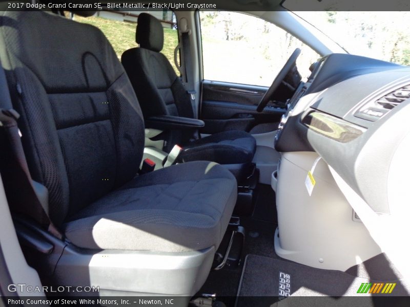 Billet Metallic / Black/Light Graystone 2017 Dodge Grand Caravan SE