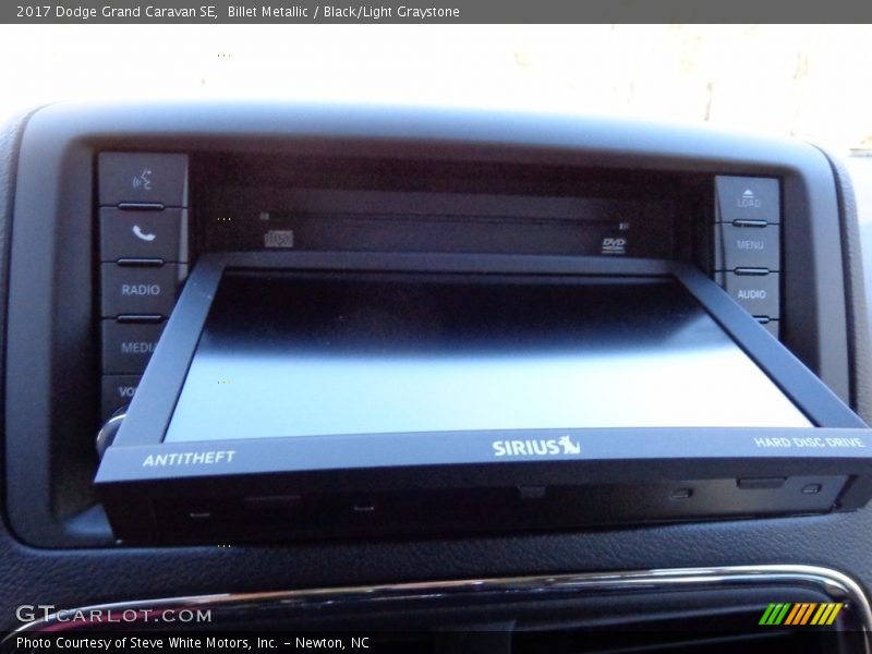 Billet Metallic / Black/Light Graystone 2017 Dodge Grand Caravan SE