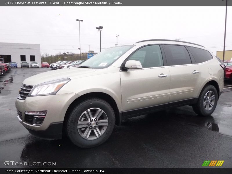 Front 3/4 View of 2017 Traverse LT AWD