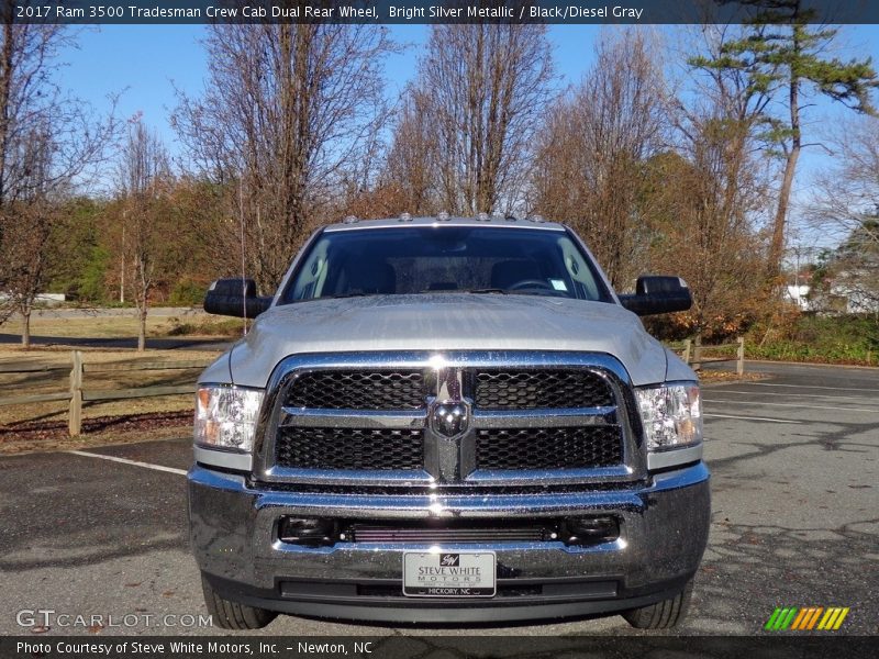 Bright Silver Metallic / Black/Diesel Gray 2017 Ram 3500 Tradesman Crew Cab Dual Rear Wheel