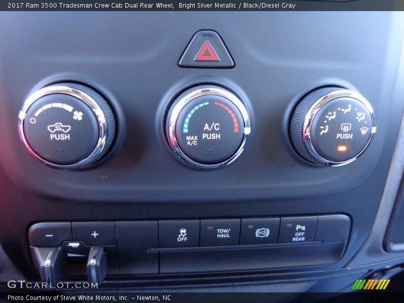 Bright Silver Metallic / Black/Diesel Gray 2017 Ram 3500 Tradesman Crew Cab Dual Rear Wheel