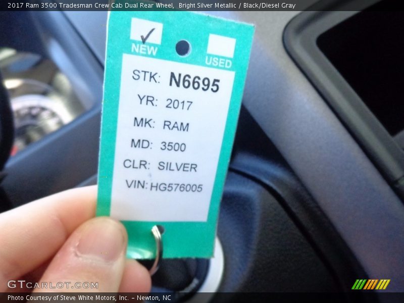 Bright Silver Metallic / Black/Diesel Gray 2017 Ram 3500 Tradesman Crew Cab Dual Rear Wheel