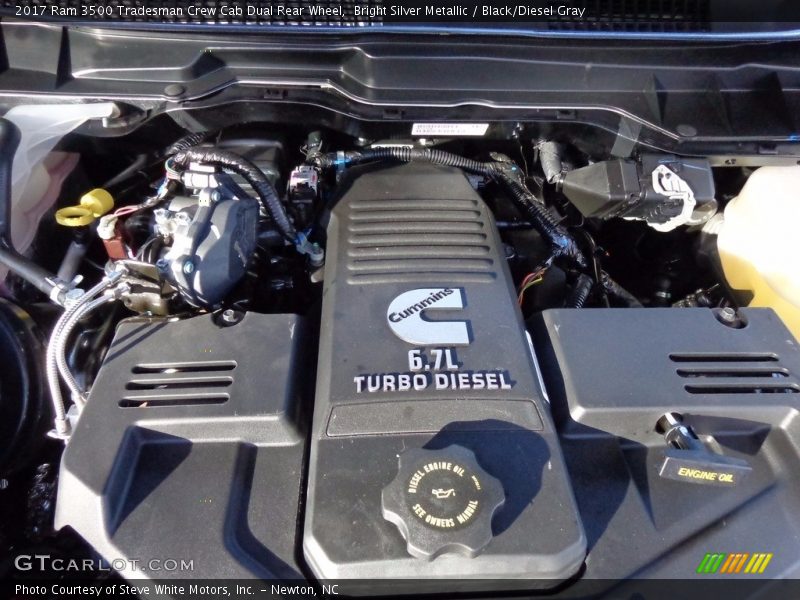 Bright Silver Metallic / Black/Diesel Gray 2017 Ram 3500 Tradesman Crew Cab Dual Rear Wheel