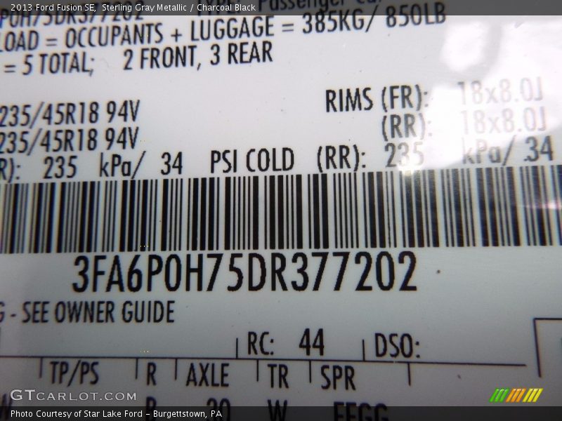 Sterling Gray Metallic / Charcoal Black 2013 Ford Fusion SE