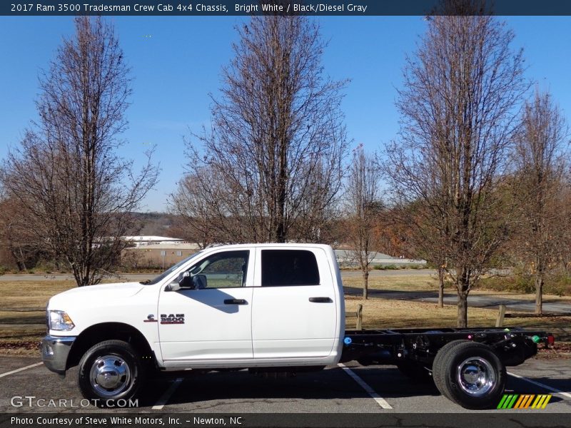 Bright White / Black/Diesel Gray 2017 Ram 3500 Tradesman Crew Cab 4x4 Chassis