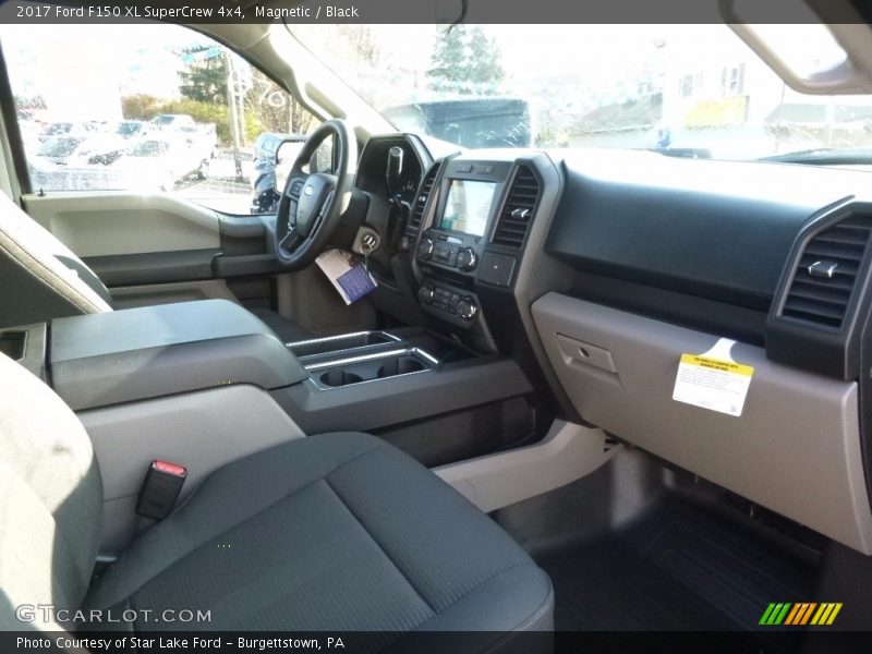 Magnetic / Black 2017 Ford F150 XL SuperCrew 4x4