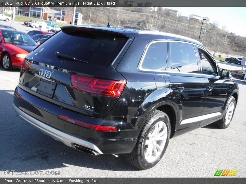 Night Black / Black 2017 Audi Q7 3.0T quattro Premium Plus