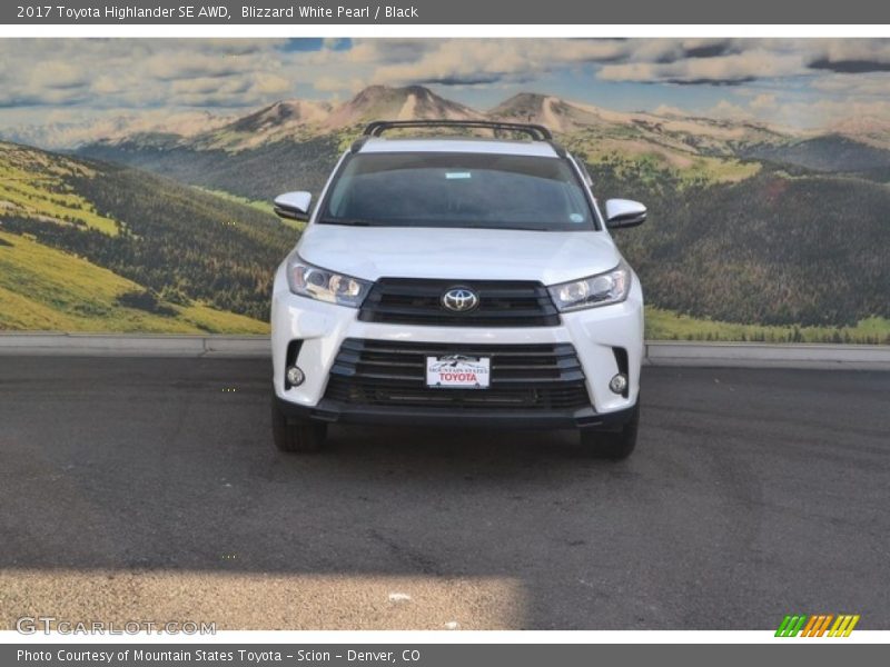 Blizzard White Pearl / Black 2017 Toyota Highlander SE AWD
