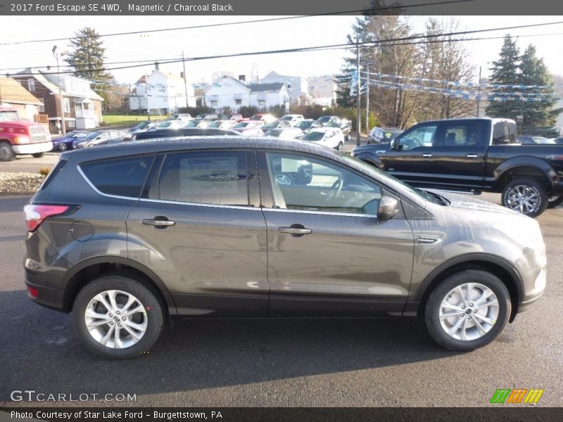 Magnetic / Charcoal Black 2017 Ford Escape SE 4WD