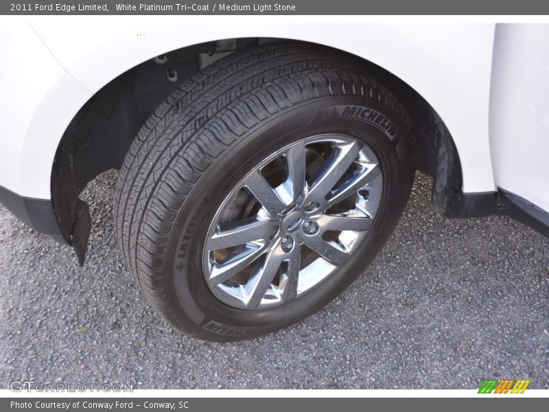 White Platinum Tri-Coat / Medium Light Stone 2011 Ford Edge Limited