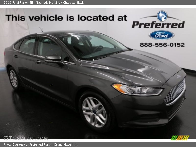 Magnetic Metallic / Charcoal Black 2016 Ford Fusion SE