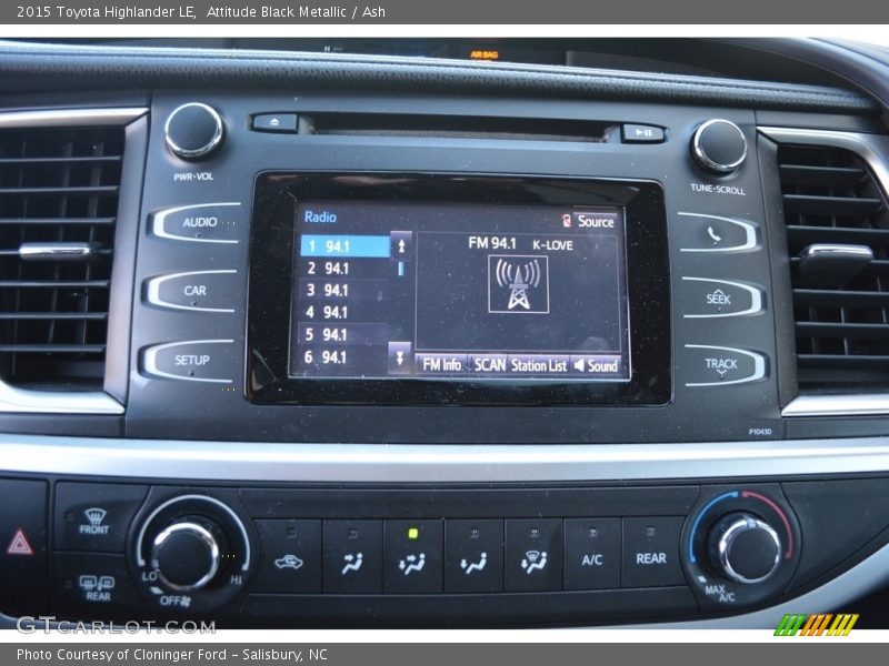 Attitude Black Metallic / Ash 2015 Toyota Highlander LE