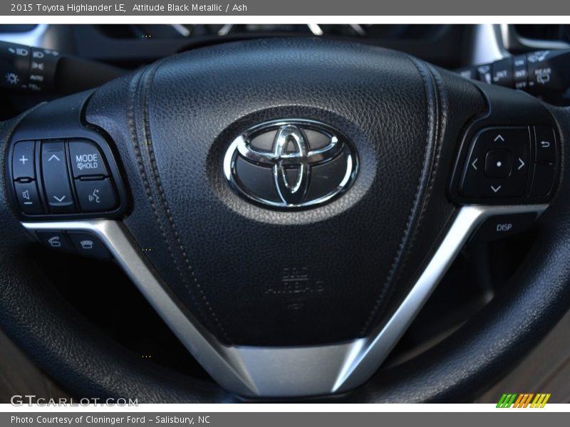 Attitude Black Metallic / Ash 2015 Toyota Highlander LE