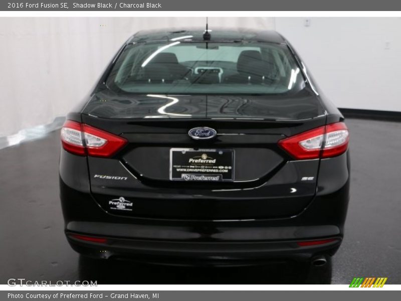 Shadow Black / Charcoal Black 2016 Ford Fusion SE