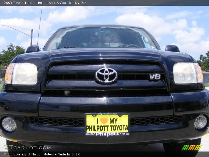 Black / Oak 2003 Toyota Tundra Limited Access Cab