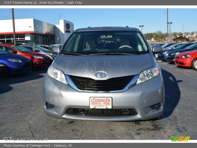 Silver Sky Metallic / Light Gray 2013 Toyota Sienna LE