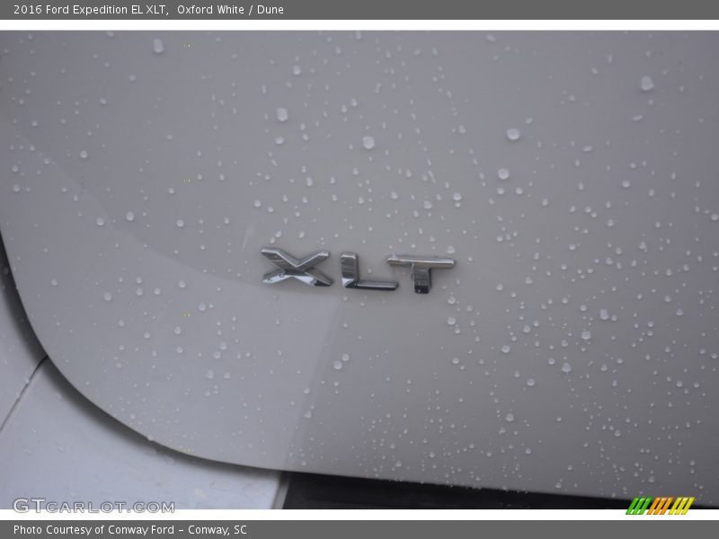 Oxford White / Dune 2016 Ford Expedition EL XLT