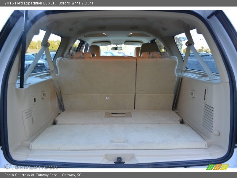 Oxford White / Dune 2016 Ford Expedition EL XLT