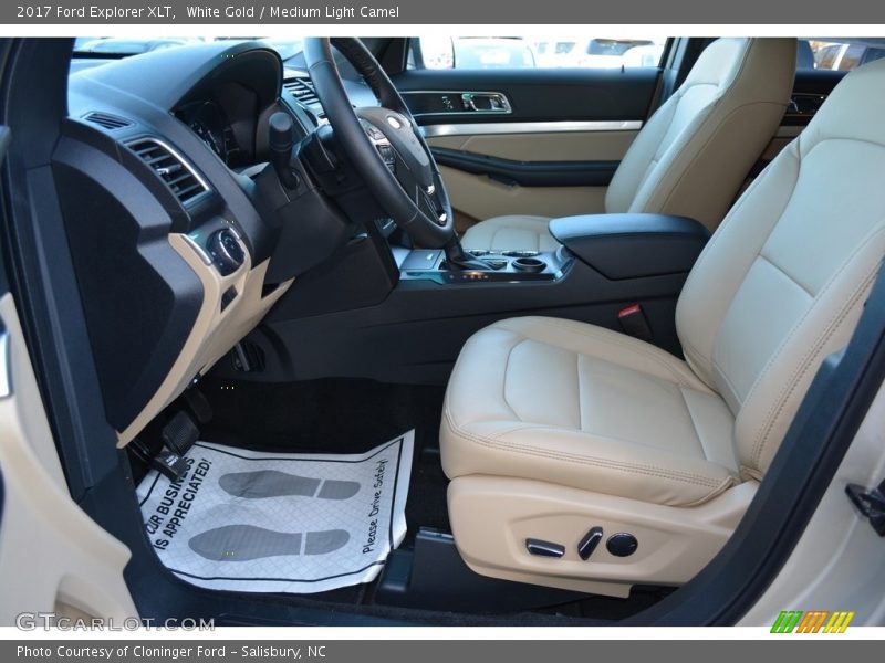 White Gold / Medium Light Camel 2017 Ford Explorer XLT