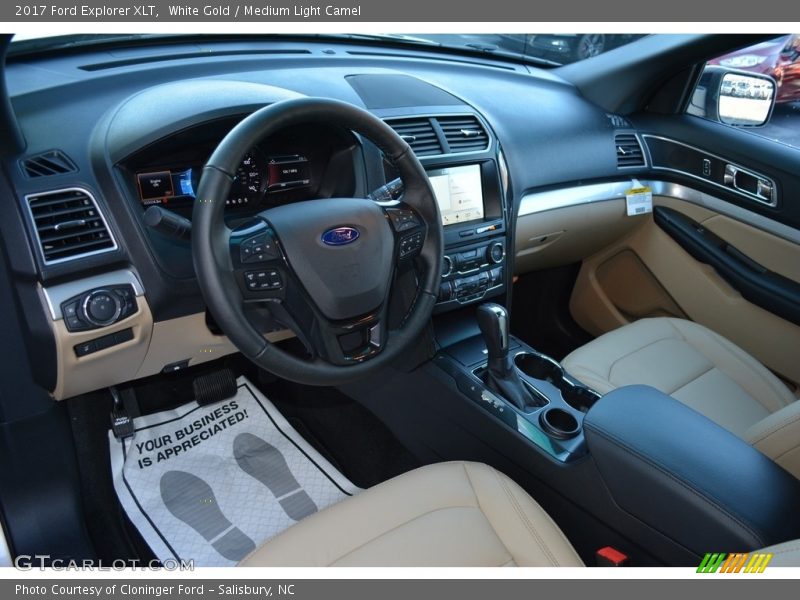 White Gold / Medium Light Camel 2017 Ford Explorer XLT