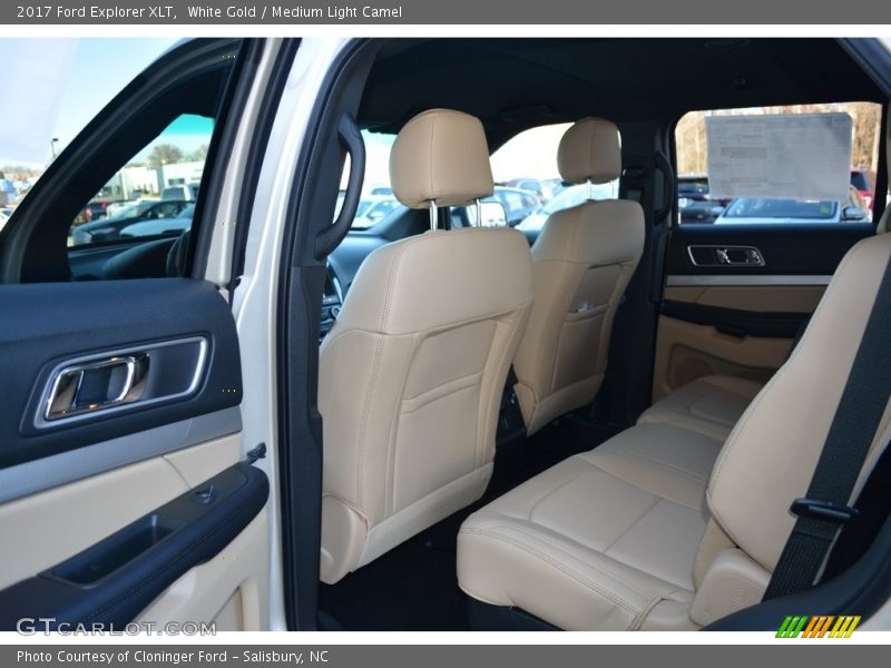 White Gold / Medium Light Camel 2017 Ford Explorer XLT